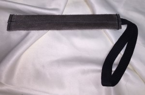 Beißwurst Leder flach - 25cm, 1H