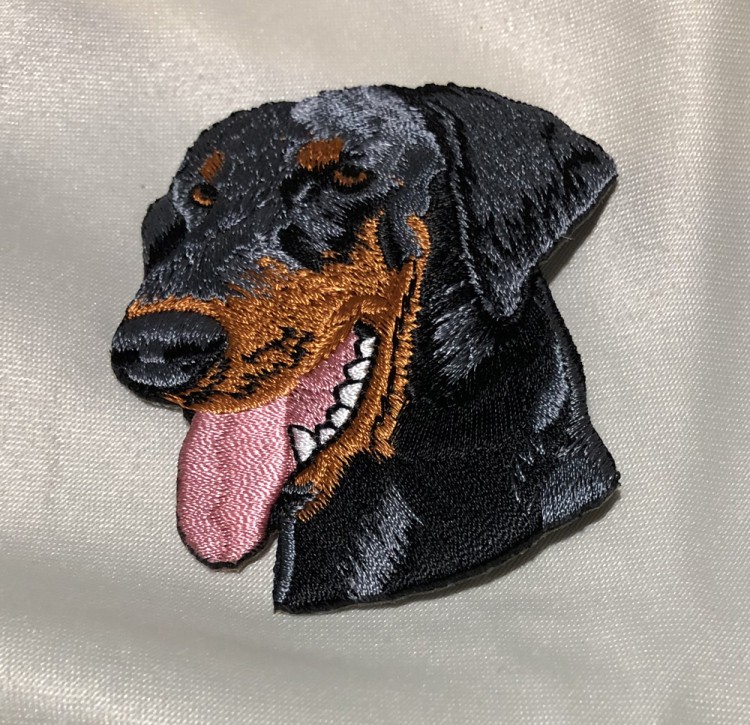 Aufbügler / Stickemblem / Aufnäher Dobermann